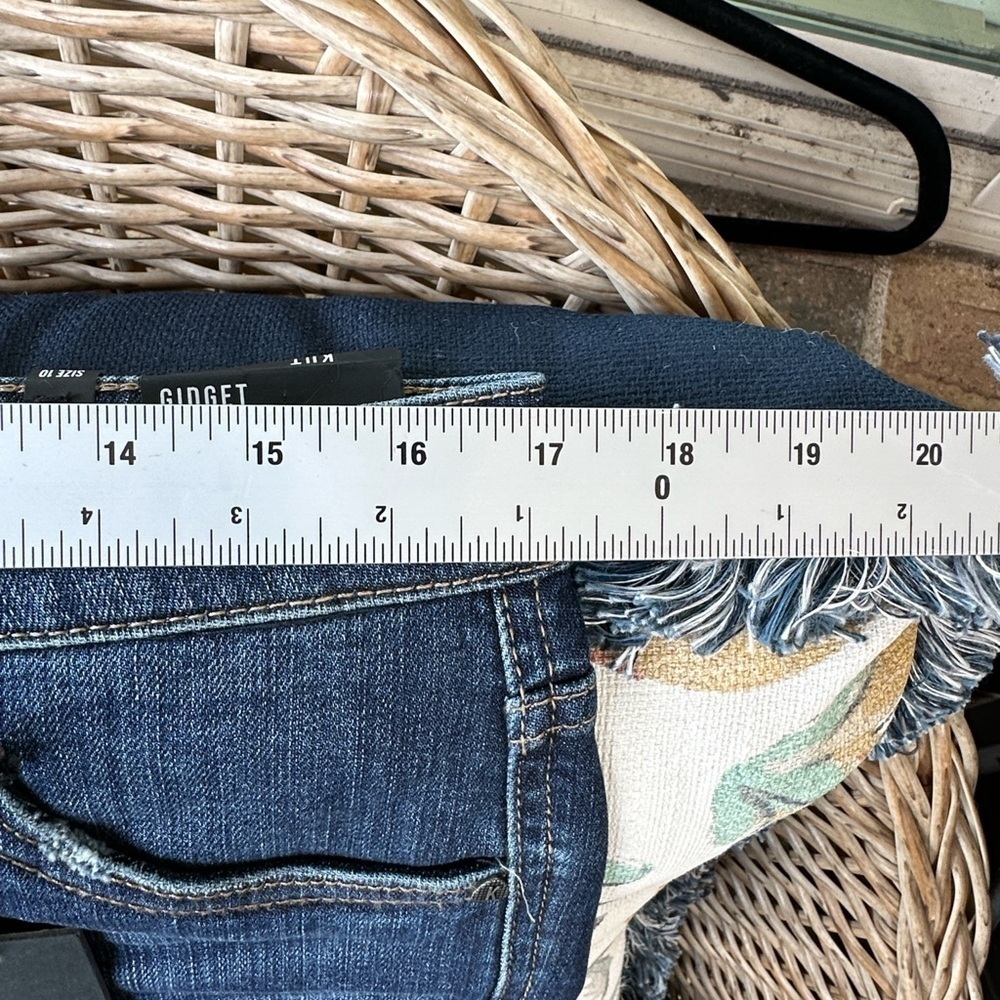 Kut from the Kloth Indigo Denim Jeans - Picture 9 of 10